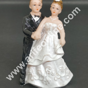 CAKE DECORβ’ 1 Pcs Wedding Couple Ceramic Figure Cake Topper Decorations (SBCT-10552B-R)
