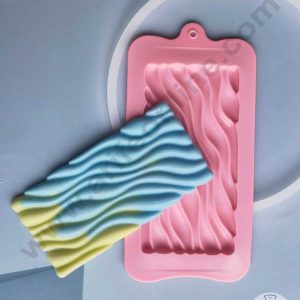 CAKE DECOR™ 1 Cavity Groovy Bar Shape Silicone Chocolate Mold ( SBCM-725 )
