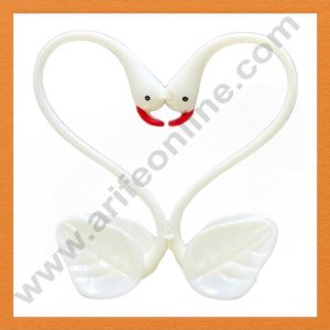 CAKE DECOR™ 1 Pieces White Swan Heart Toys Cake Topper (SB-T-CJ003)