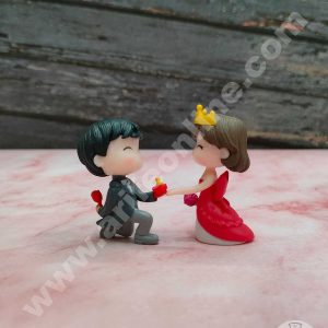 CAKE DECOR™ 2 Pieces Set Couple Mini Miniature Cake Toppers (SB-TOYS-M3)