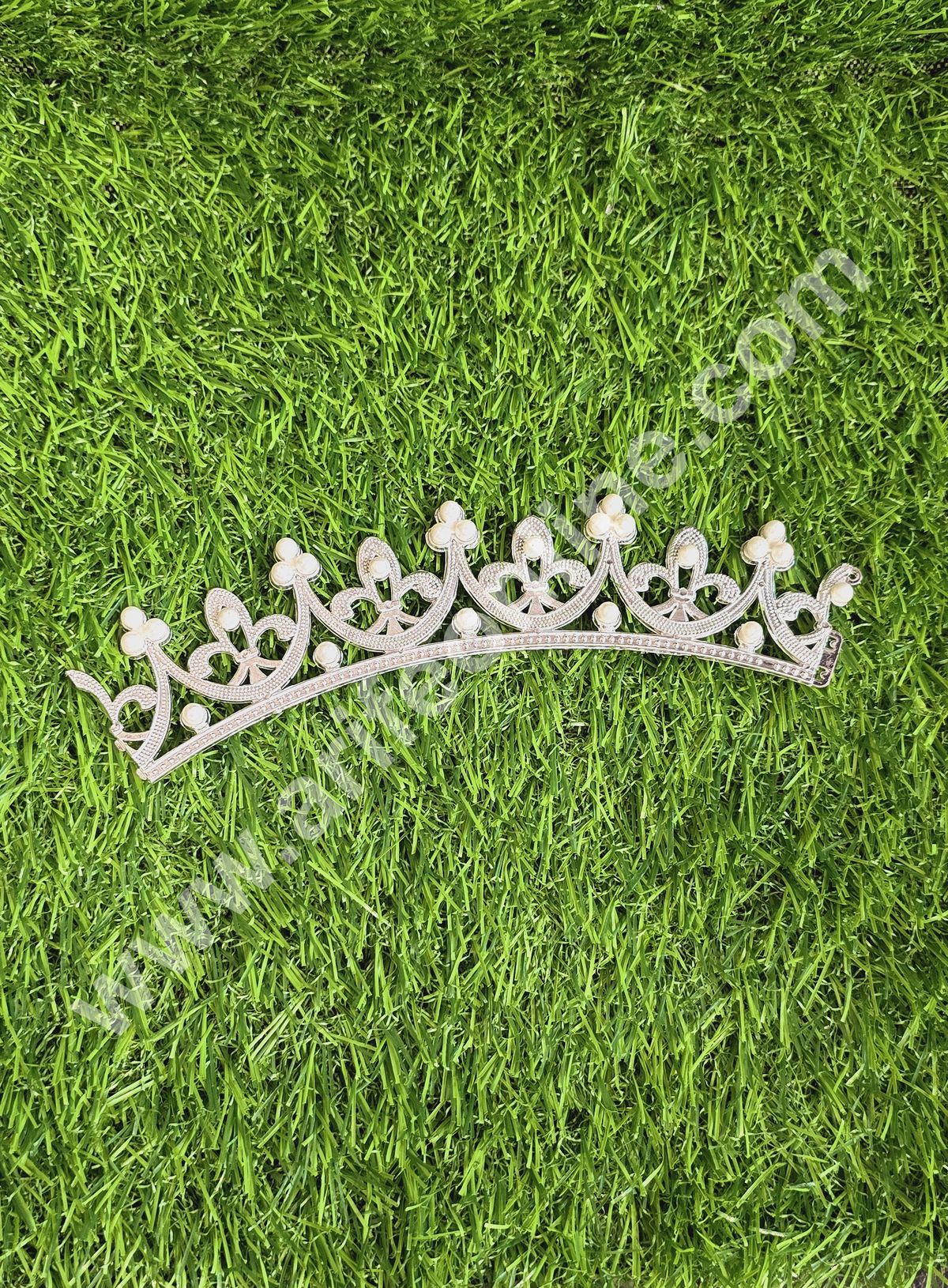 CAKE DECORβ’ Plastic Crown Topper For Cake And Cupcake Decorations - Silver