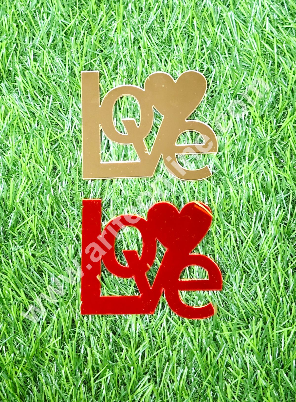 CAKE DECORβ’ Red & Gold Acrylic Love Design Cutout Cake Topper - 2 pc Pack