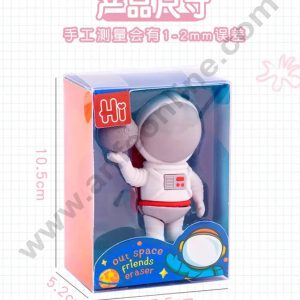 Mini Grey Astronaut Cake Decoration β Rubber Eraser & Space-Themed Topper - CAKE DECORβ’