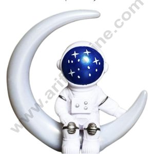 CAKE DECORβ’ 1 Piece Blue Little Moon Space Toy Cute Astronaut Toy for Cake Toppers(SB-T-SL-0598)
