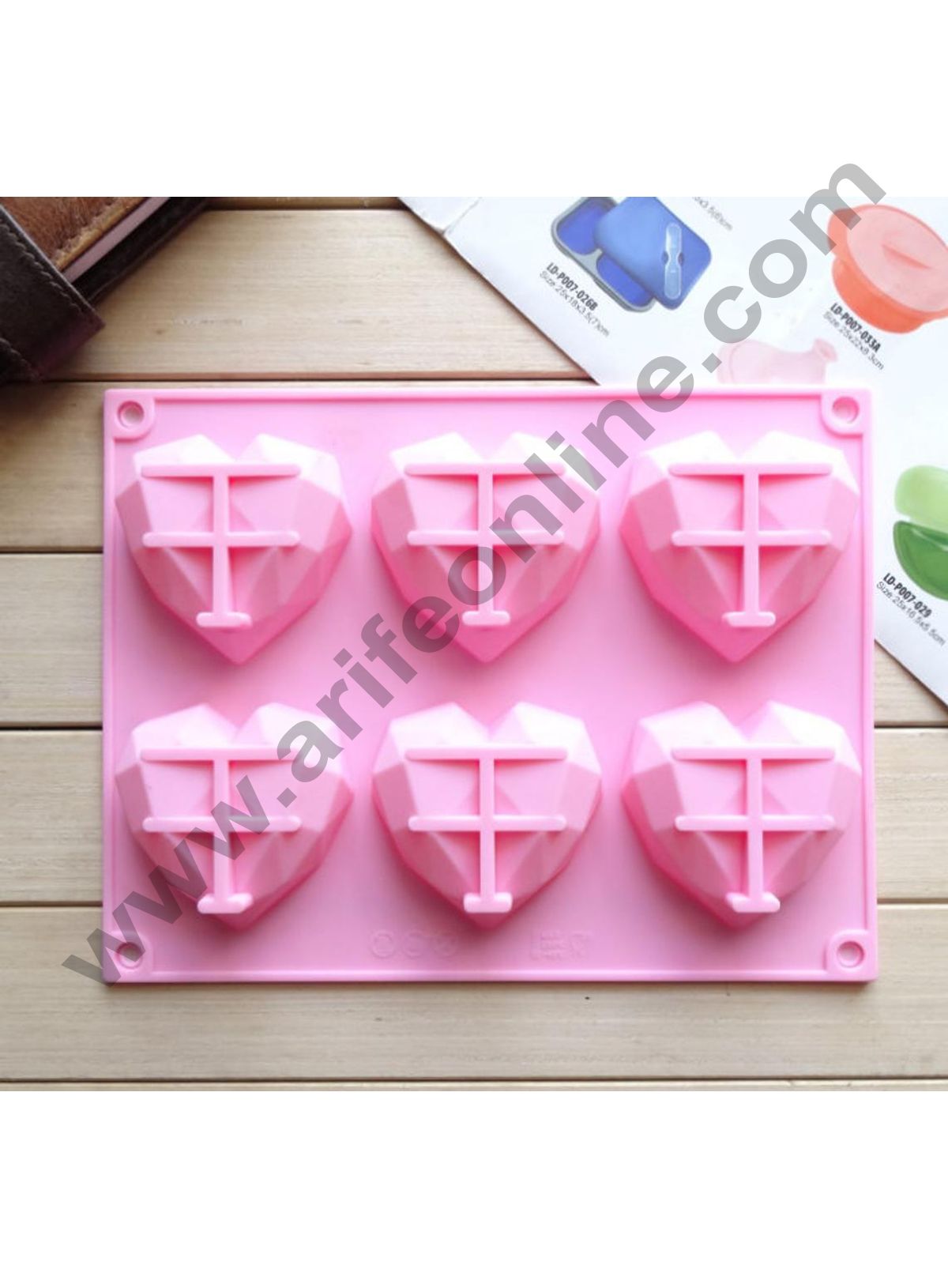 CAKE DECOR™ Diamond Heart Silicone Mold – 6-Cavity Non-Stick Mold for Baking & Crafting