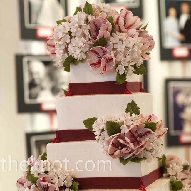 Ch. 10 Hydrangea Flower Bunch Pink C881-6 - Image 1