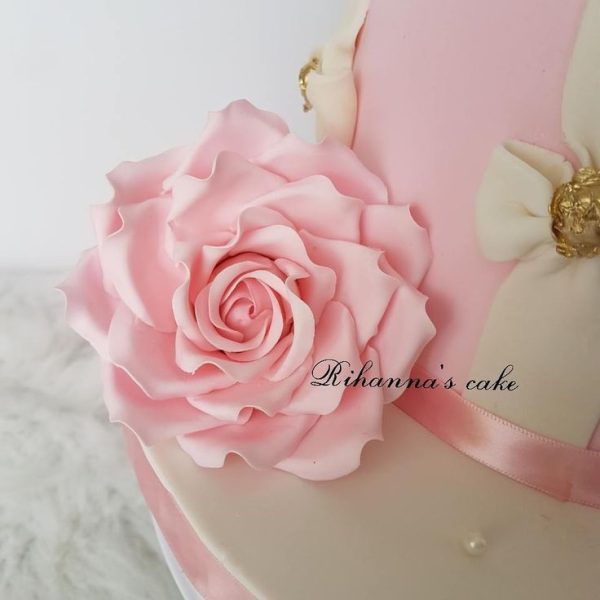 Ch. 10 Rose Flower Bunch Light Baby Pink