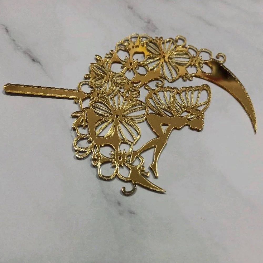 Ch. 2/5 Golden Topper - Image 1