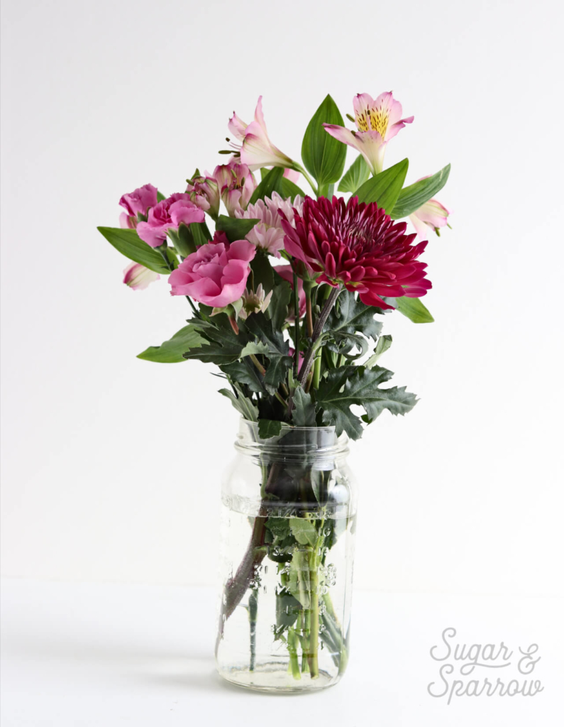 Ch. Bag Flower Bouqute Red - Image 1