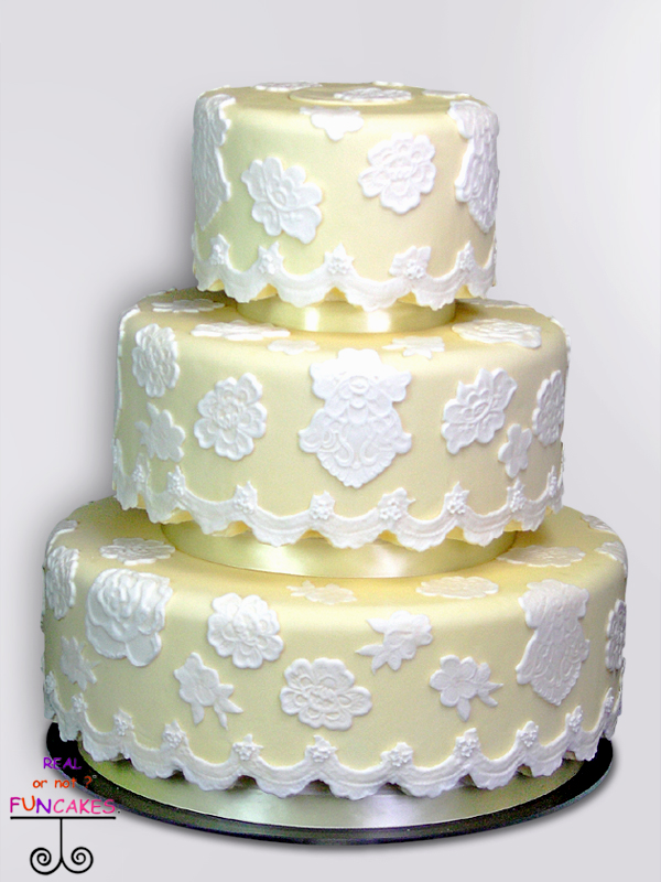 FD Elegant Lace Cake Medium - FD 060