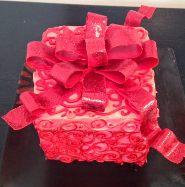 Hamper Box Bomb Shape - Image 1