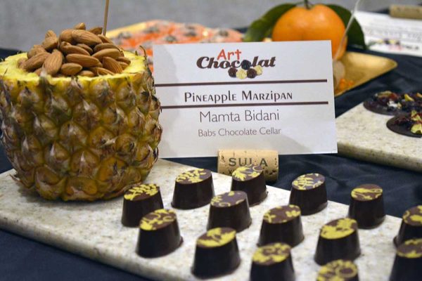 Marzipan Chunks Pineapple -500