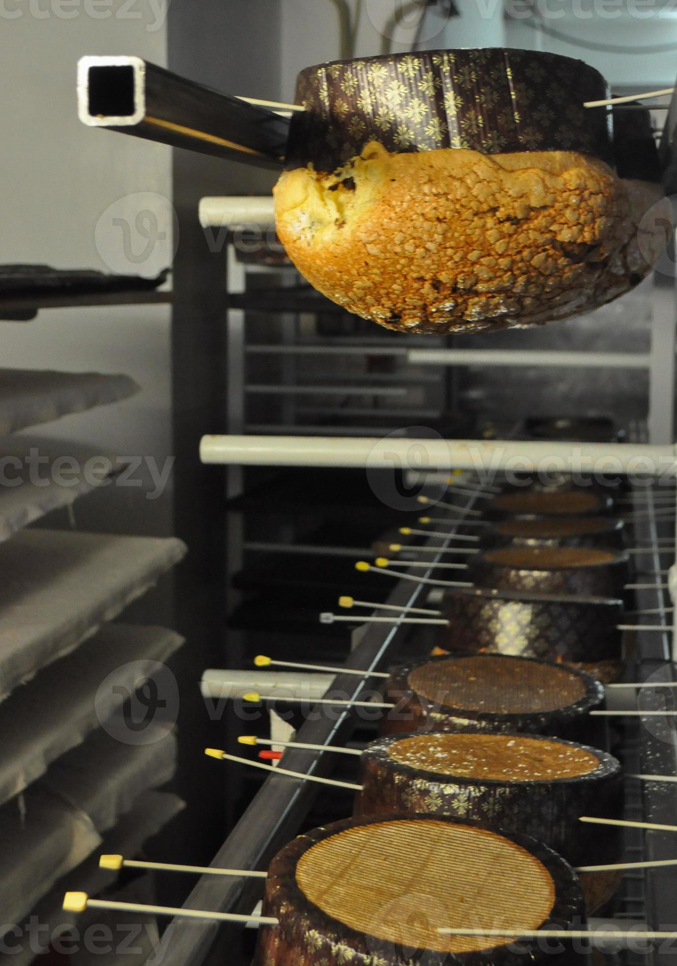 Panettone Basso Brown Big 100 Pcs Pkt - Image 1