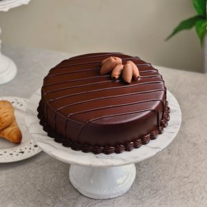 Veliche Embassy Azalea Milk Chocolate 34%